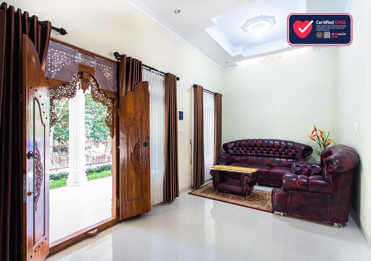 Omah Etam Villa Blaburan Екстериор снимка